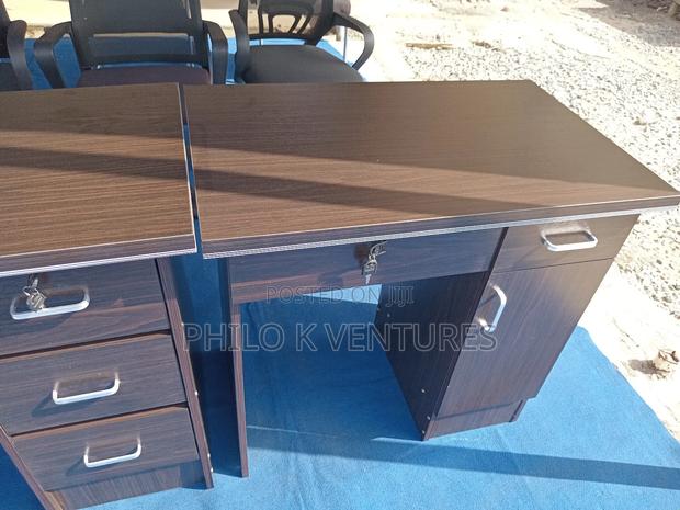 Classrooms Table for Sale · Photo 1