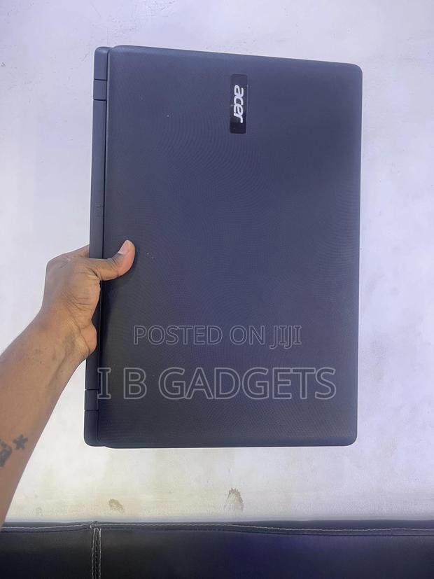 Laptop Acer Aspire E15 4GB Intel Pentium HDD 500GB · Photo 1