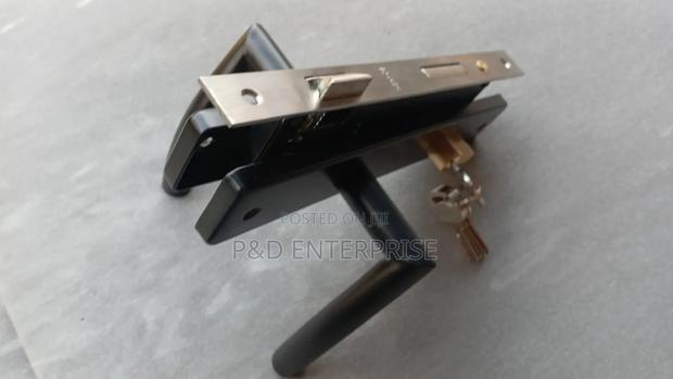 Quality Wooden Door Lock With Black Handle · Photo 2