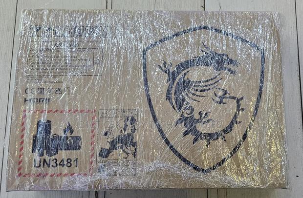New Laptop MSI GF65 Thin 10UE 16GB Intel Core i7 SSD 512GB · Photo 2