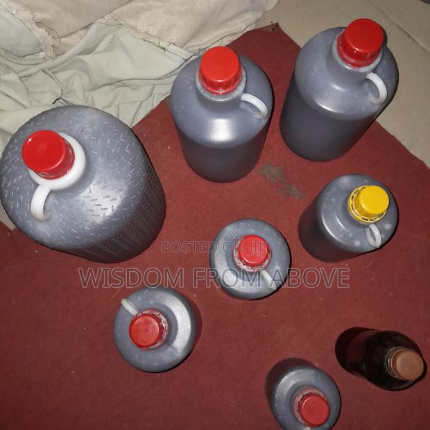 Undiluted Bees Village Honey It's Pure Bees Honey Kwahu Tafo · Photo 1