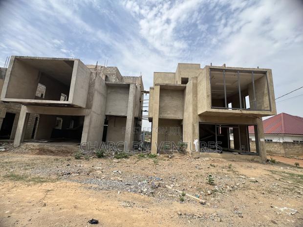 4bdrm Townhouse/Terrace in Charclem Ventures, East Legon for sale · Photo 1