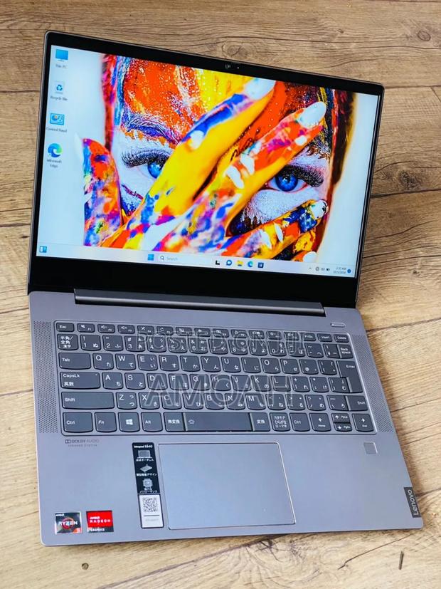 New Laptop Lenovo IdeaPad S530 12GB AMD Ryzen 5 SSD 256GB · Photo 1
