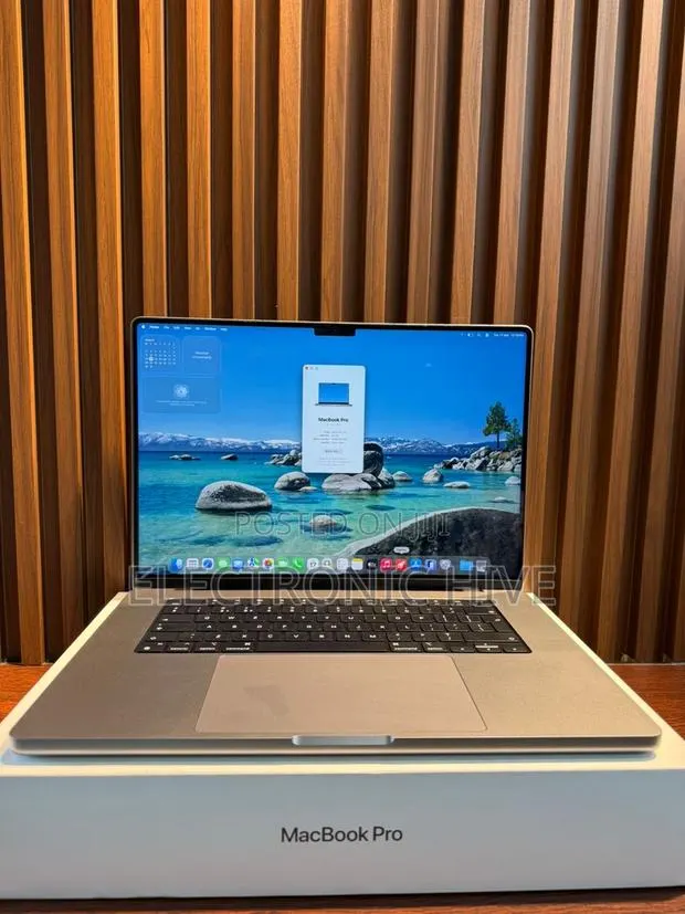 Laptop Apple MacBook Pro 2020 M1 32GB Apple M1 SSD 512GB · Photo 1