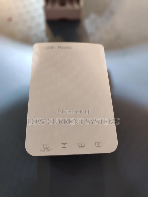 Ruijie Access Point in Wall Poe Output 1267mbps Dual Band Ap · Photo 2