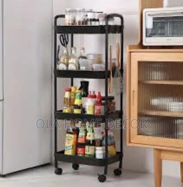 Storage Rack · Photo 2