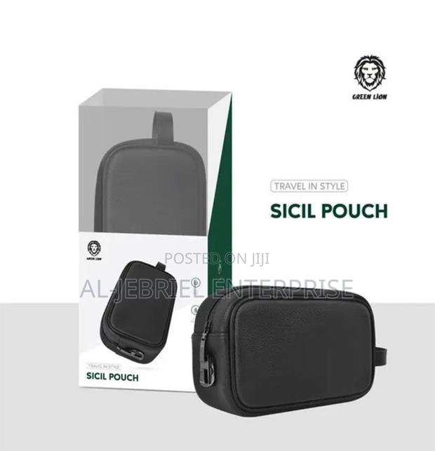 Green Lion Sicil Travel Passport Holder Pouch · Photo 1