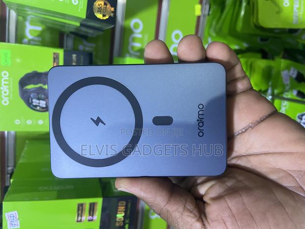 Oraimo Magpower 15 10000mah Powerbank · Photo 5