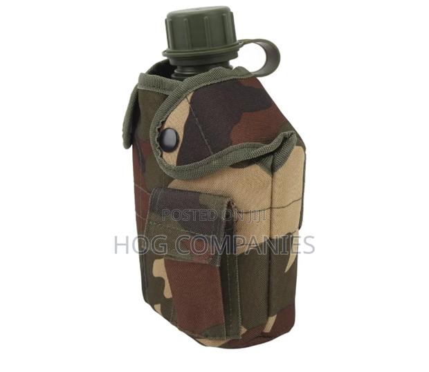 Generic Camping Bottle, Sports Water Bottle - Fast Delivery In 2 Hours · Photo 3