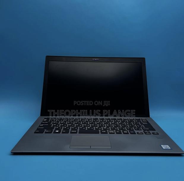 New Laptop Sony VAIO F14218 8GB Intel Core I5 SSD 256GB · Photo 1