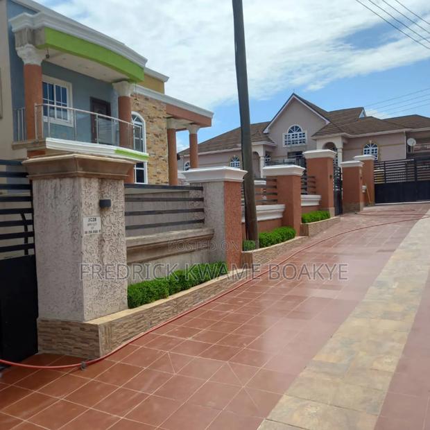 4bdrm House in Brother K Estate, Kumasi Metropolitan for sale · Photo 1