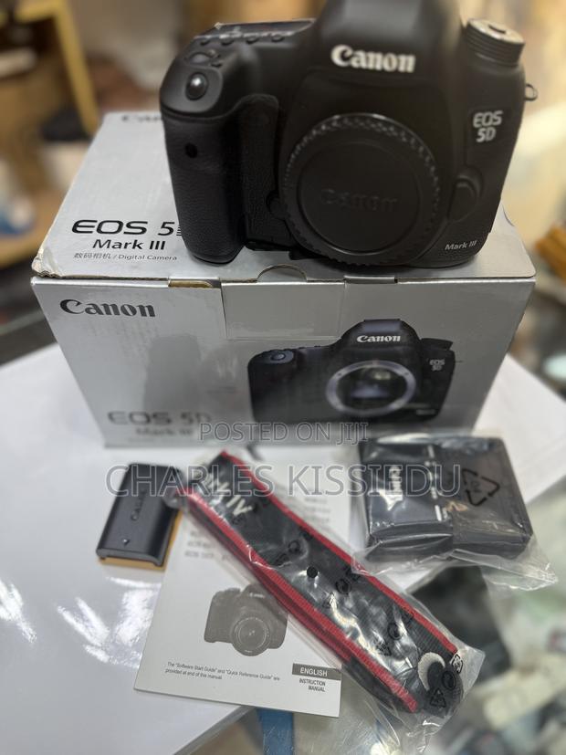 Canon Eos Camera · Photo 2