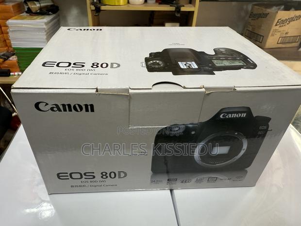 Canon Eos Camera · Photo 2