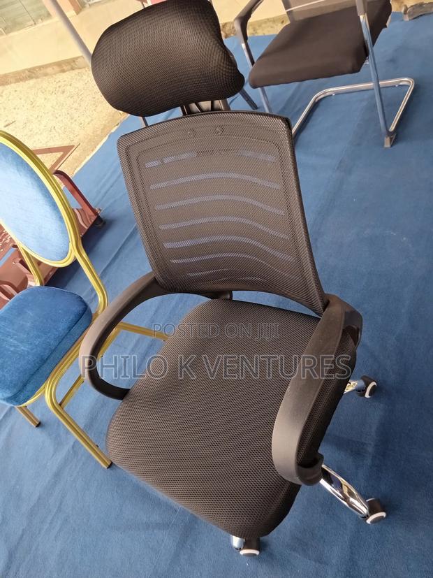 Buy 850 Work Seat at Reasonable Price · Photo 1
