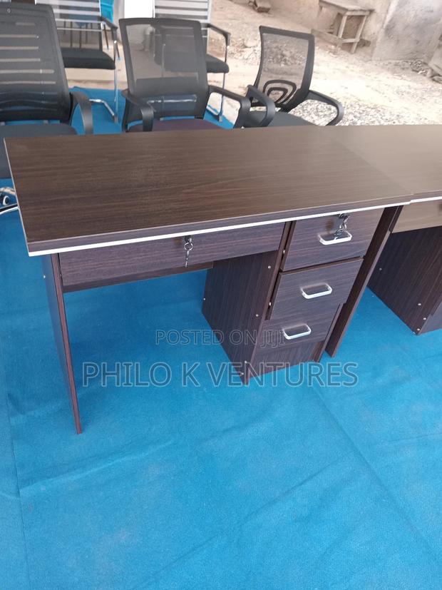 Labouring From Home Table · Photo 1