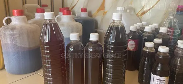 100% Raw Honey in Various Sizes · Photo 1