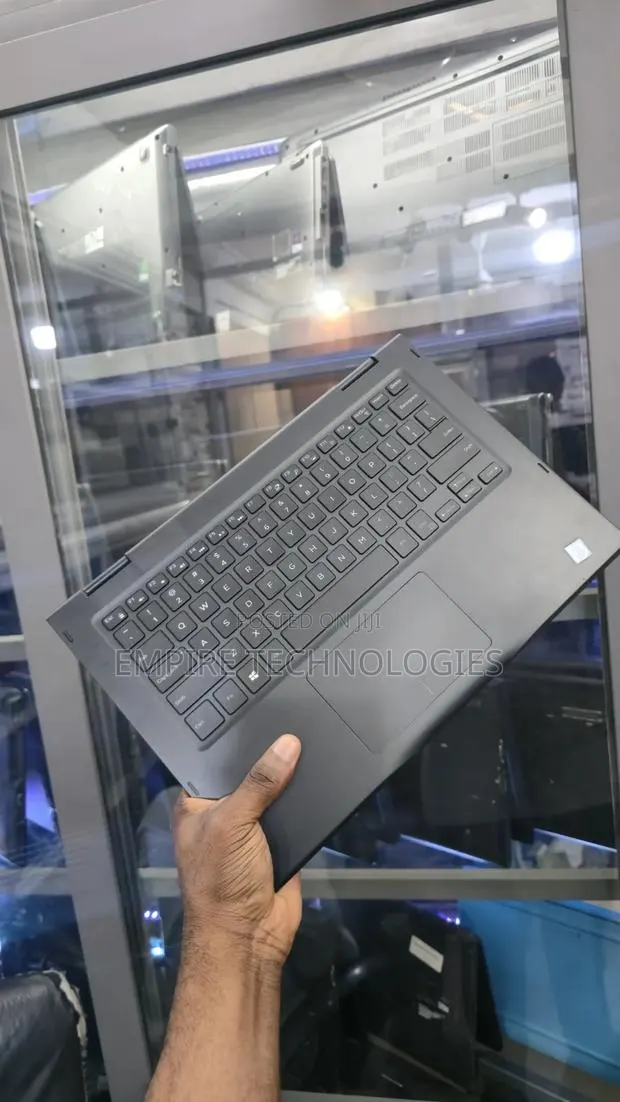 Laptop Dell Latitude 3310 8GB Intel Core i5 HDD+SSD 500GB · Photo 1