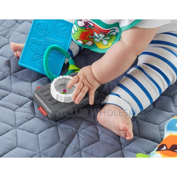 Fisher Price Tiny Tourist Gift Set · Photo 4