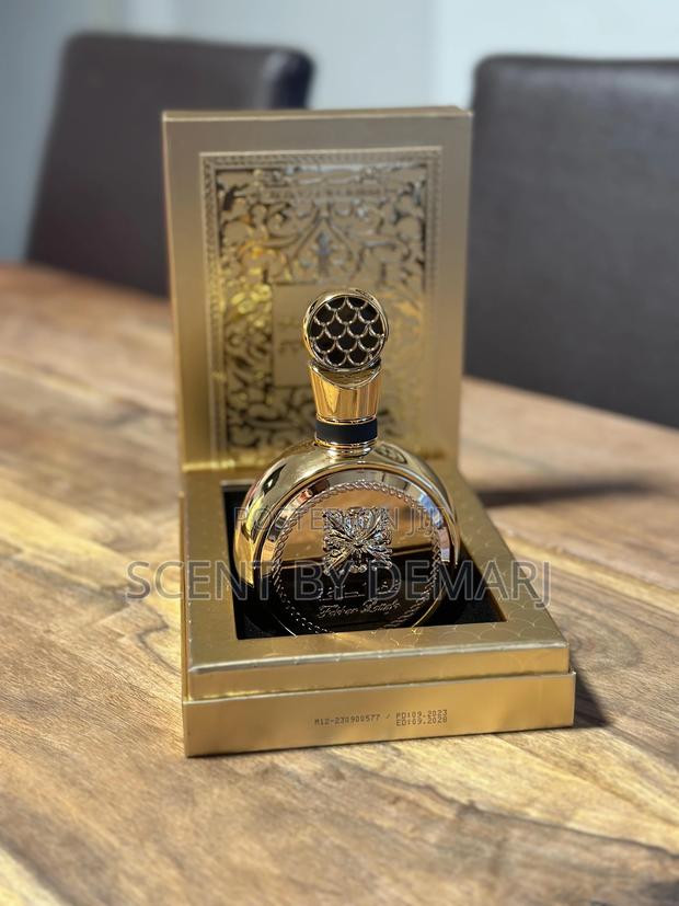 Fakhar Gold Extrait by Lattafa · Photo 1