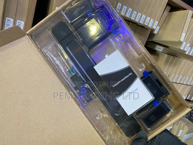 A1437 Laptop Battery Compatible With Apple Macbookpro Retina · Photo 2