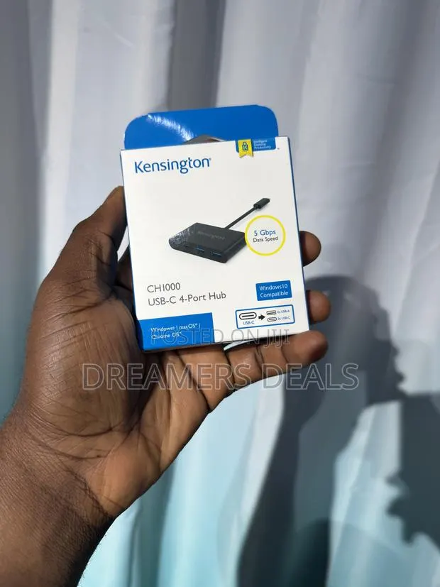 Usb-C 4-Port Hub · Photo 1
