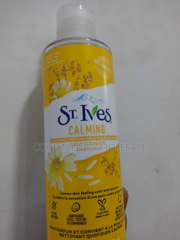 St Ives Calming Daily Cleanser · Photo 1