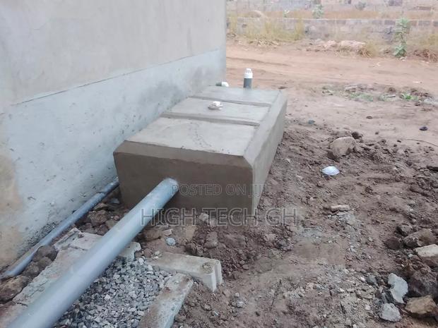 Biofil Toilet Espert in Installation. · Photo 1