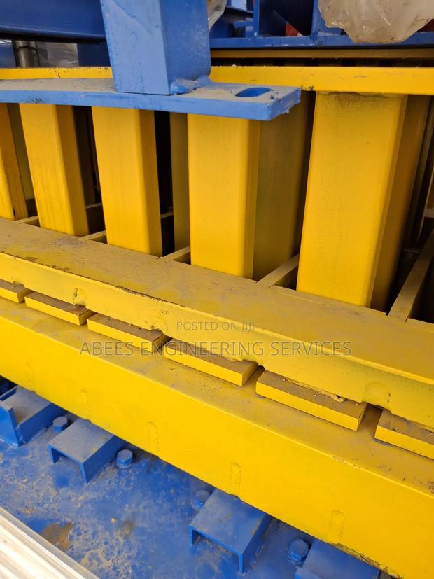 Mould For Industrial Block Machines · Photo 2