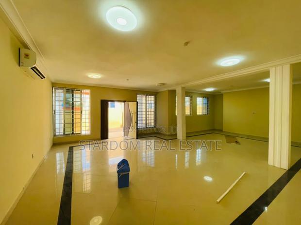 5bdrm Duplex in Trasacco, East Legon for rent · Photo 6