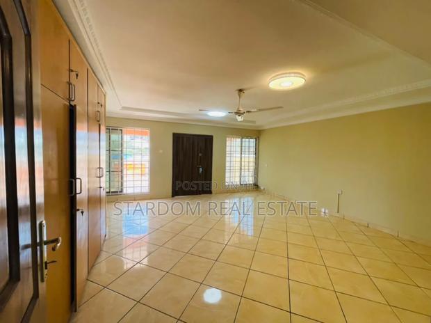 5bdrm Duplex in Trasacco, East Legon for rent · Photo 8