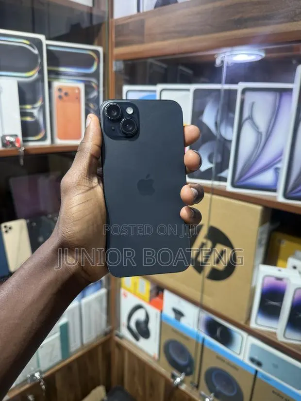 Apple iPhone 15 Plus 128 GB Blue · Photo 1