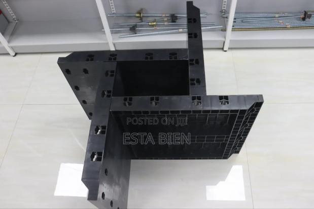 Adjustable Pillar Mould · Photo 1