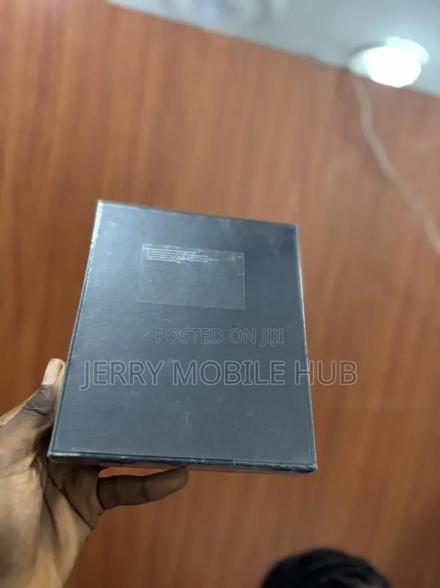 New Samsung Galaxy Z Fold 5 512 GB Black · Photo 1
