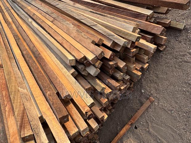 2 X 2 Wood / Timber / Ceiling Knoggings. / Roofing Wood · Photo 1