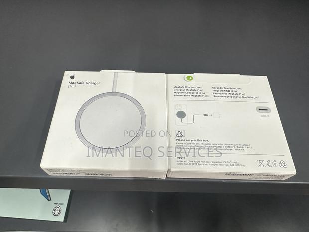 Original Magsafe Charger From Apple · Photo 2