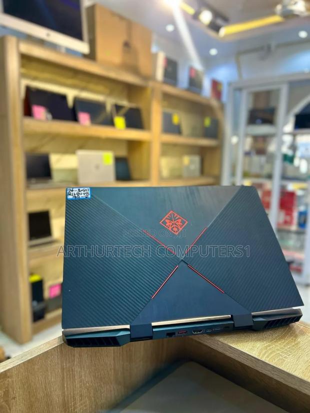 Laptop HP Omen 15 8GB Intel Core I5 HDD 1T · Photo 4
