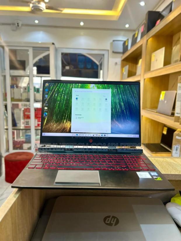 Laptop HP Omen 15 8GB Intel Core I5 HDD 1T · Photo 5