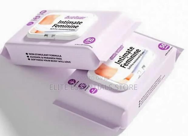 Quality 50 Pieces Intimate Feminine Hygienic Wipes · Photo 1
