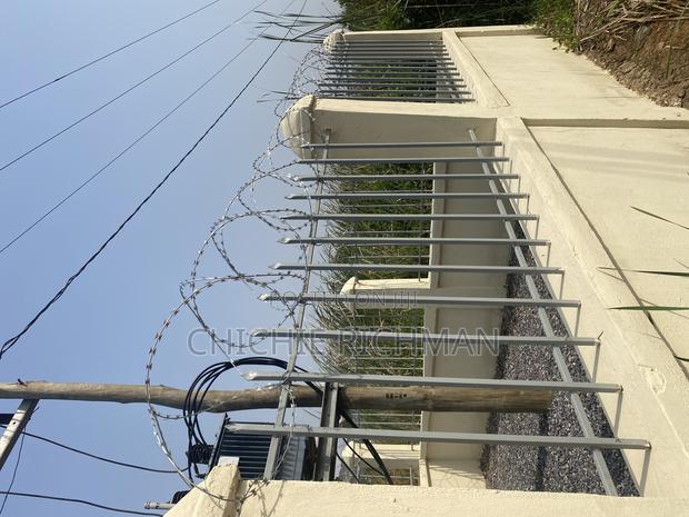 Razor Wire Installation Nation Wide · Photo 7