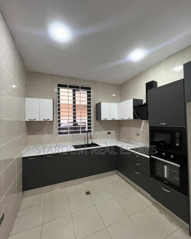 2bdrm Apartment in Adjiriganor for rent · Photo 2