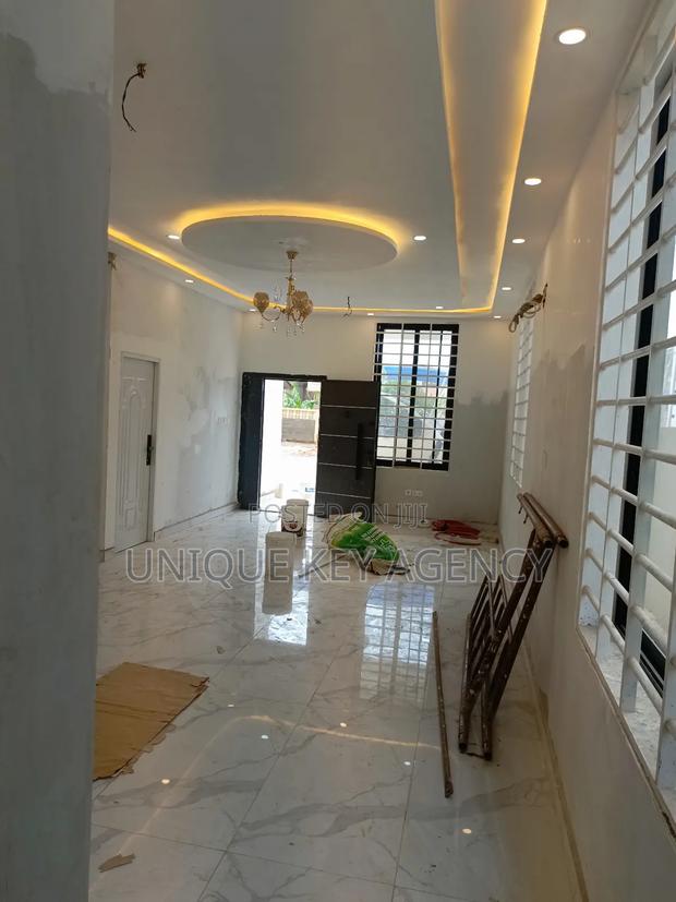 4bdrm Duplex in Unique Key Agency, Spintex for sale · Photo 8