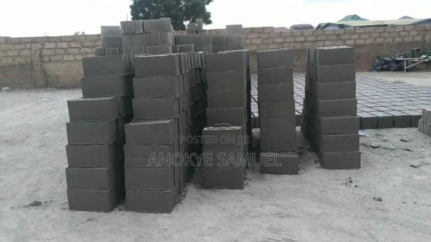 Durable Affordable Block Machine · Photo 4
