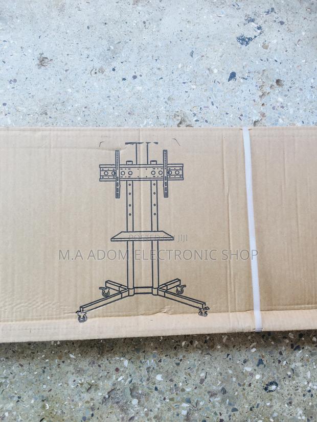 Tv Cart With Wheels 32”-70” · Photo 1