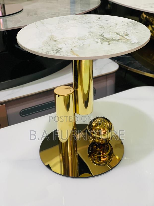 Coffee Table · Photo 1