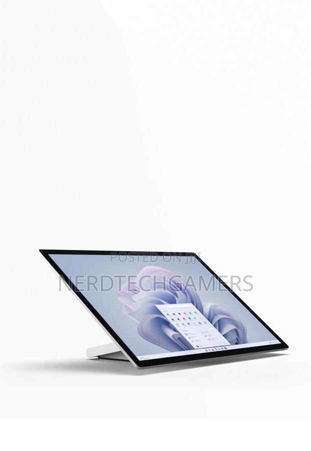 New Microsoft Surface Studio 2+ 3GB Intel Core I7 SSD 1T · Photo 3