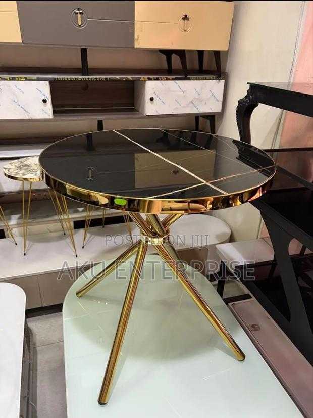 Dinning Cake Coffee Table · Photo 1