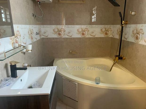 Furnished 5bdrm House in Bronko Housing, Spintex for rent · Photo 8