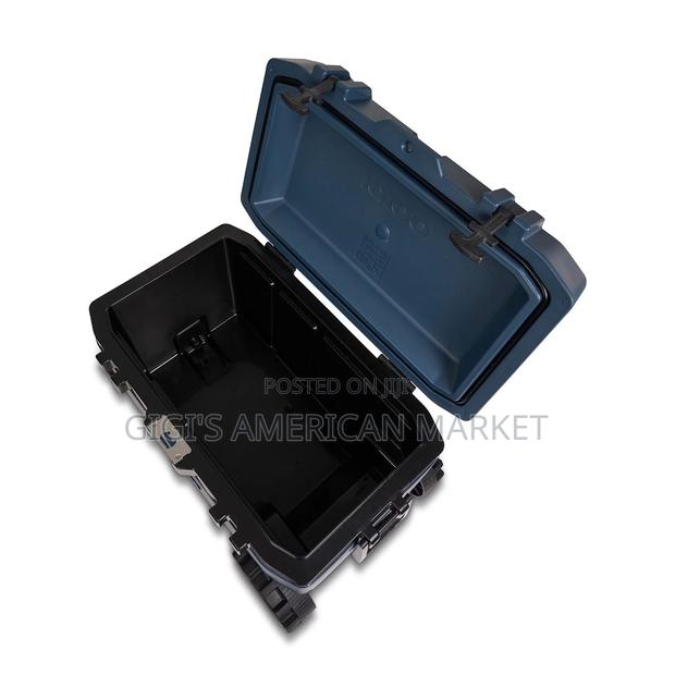 Igloo Rugged Performance 75 Roller Cooler · Photo 4