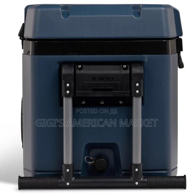 Igloo Rugged Performance 75 Roller Cooler · Photo 7