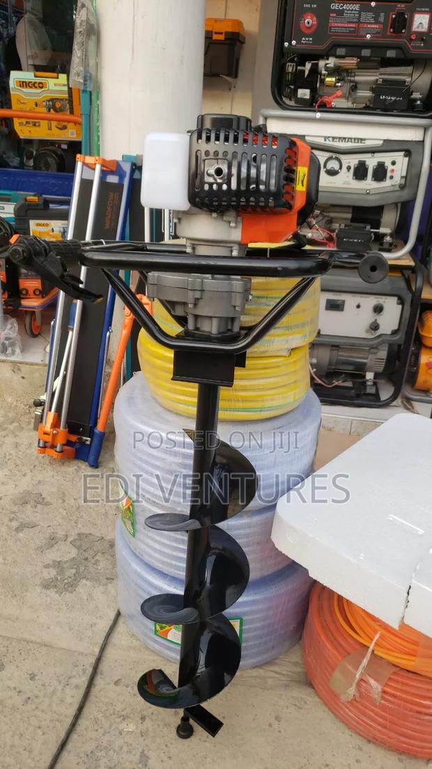 Earth Auger Machine · Photo 1